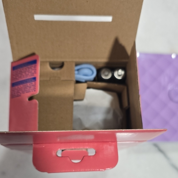 Fujifilm Instax Mini 12 in Blue with Quilted Purple Photobook Brand NEW IN BOX - Picture 6 of 8